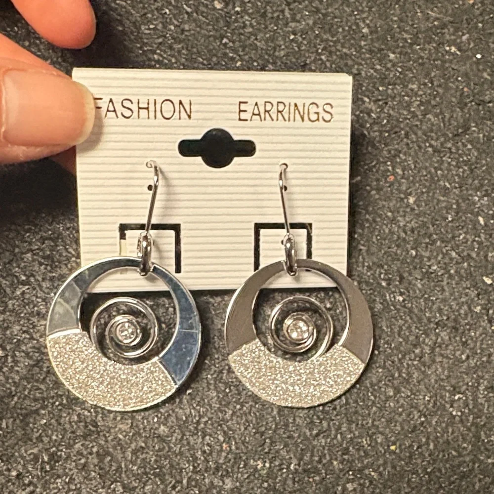 Silver Fashion Earrings - Picture 1 of 3